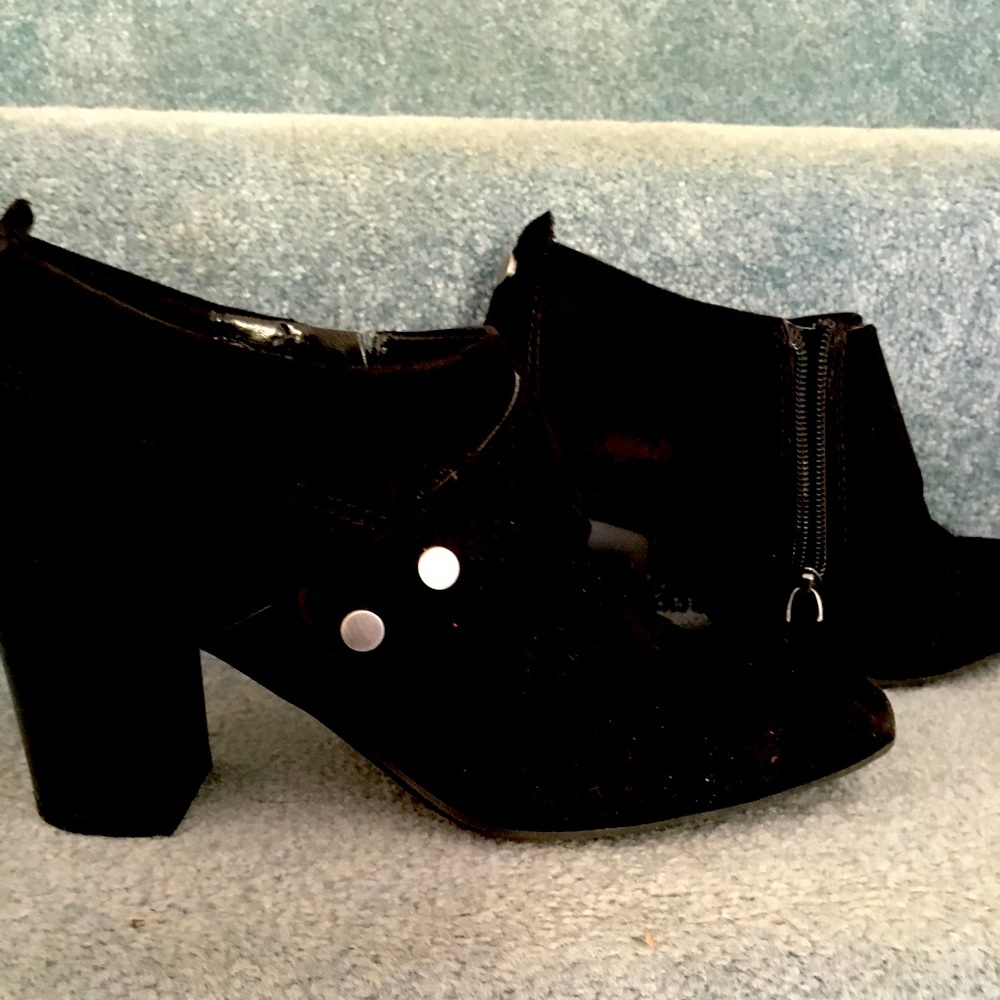 Leather ankle boots